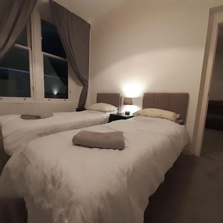 Carvetii - Edward House B - 2 Dbl Bed 1St Floor Flat Apartment Dunfermline Luaran gambar