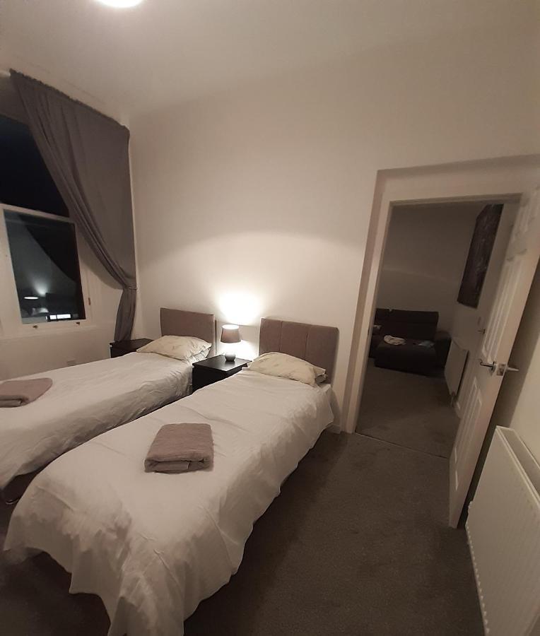 Carvetii - Edward House B - 2 Dbl Bed 1St Floor Flat Apartment Dunfermline Luaran gambar